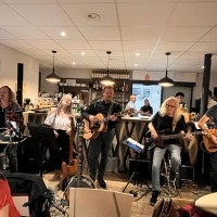 20251128_204650058_iOS