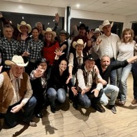 20251128_225341174_iOS-1